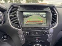 Hyundai SantaFe (2015) Hyundai SantaFe (2015)