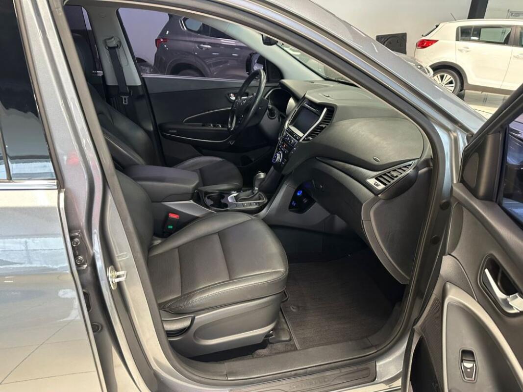 Hyundai SantaFe (2017)