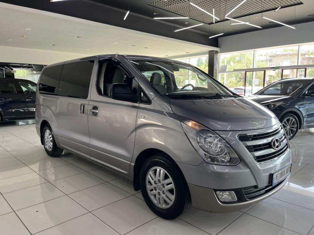 Hyundai H-1 (2016)