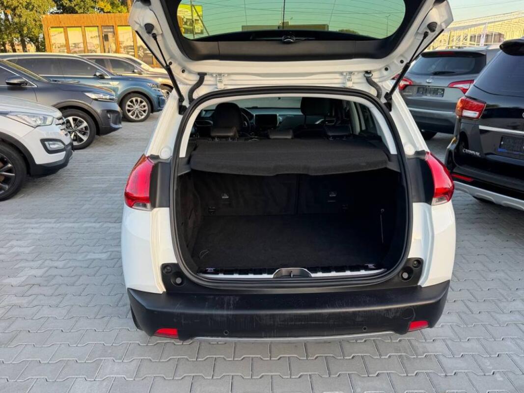 Peugeot 2008 (2015)