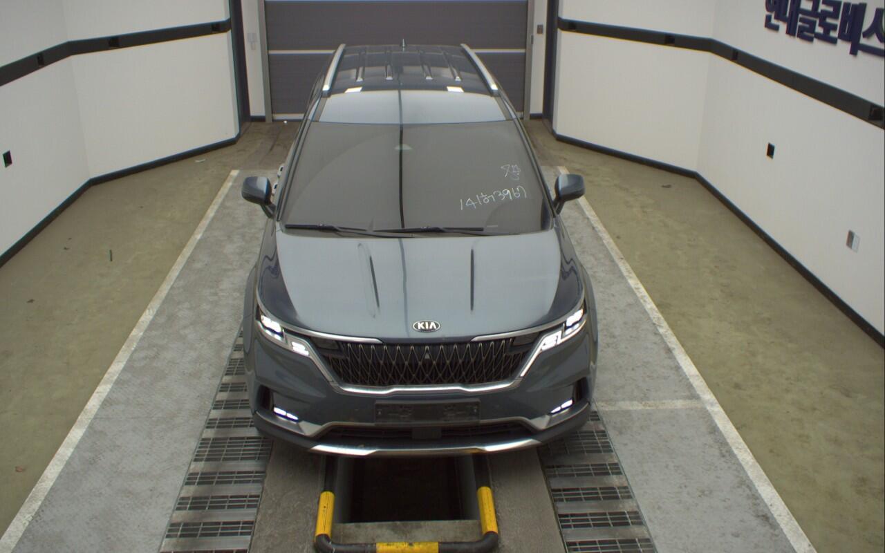 Kia Carnival (2021)