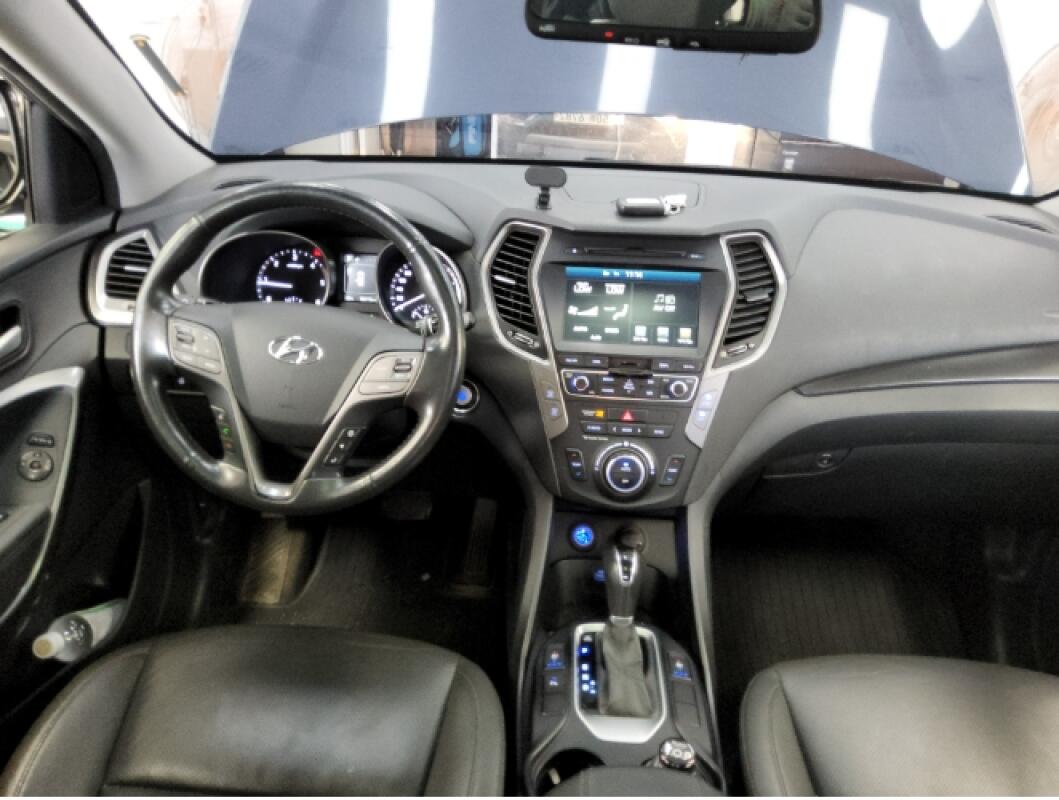 Hyundai SantaFe (2017)