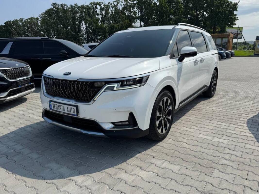 Kia Carnival (2021) Kia Carnival (2021)