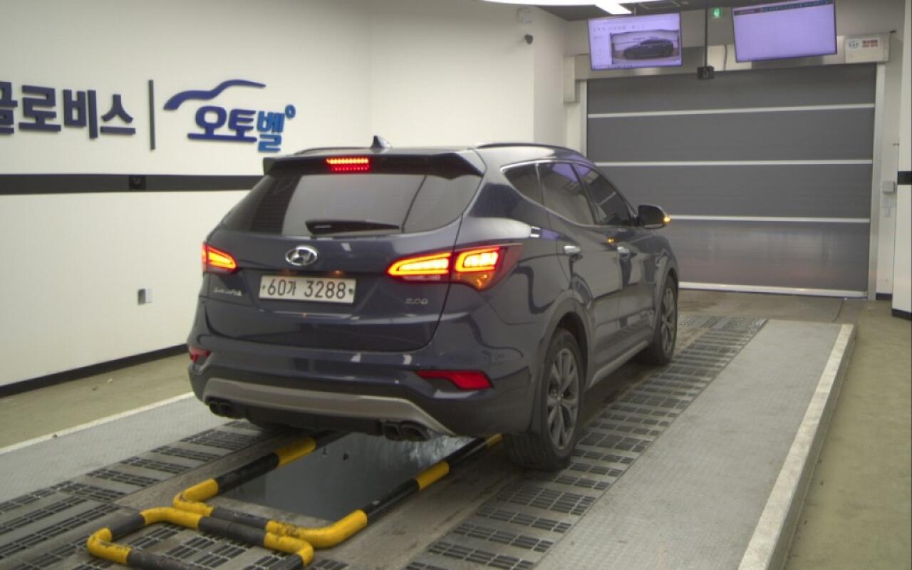 Hyundai SantaFe (2017)