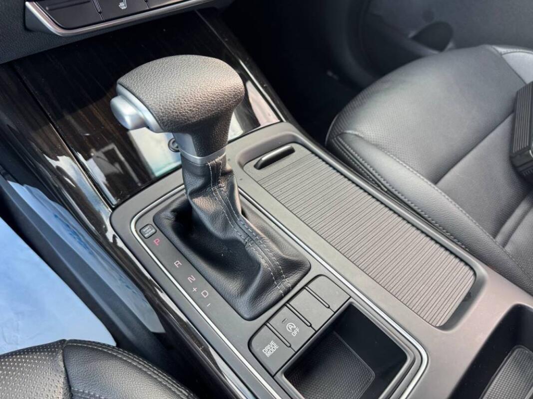 Kia Sorento (2019) Kia Sorento (2019)