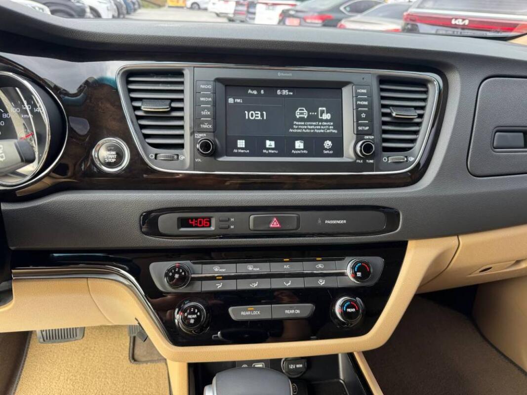 Kia Carnival (2018)