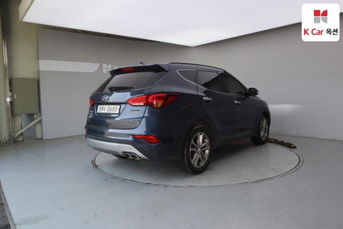 Hyundai SantaFe (2015)