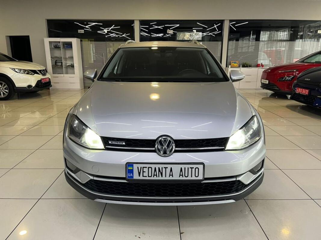 Volkswagen Golf Alltrack (2016)