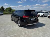 Kia Carnival (2017)