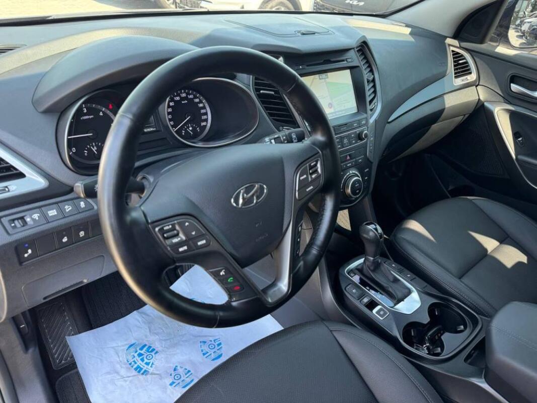 Hyundai SantaFe (2017)