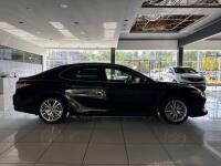 Toyota Camry (2020)