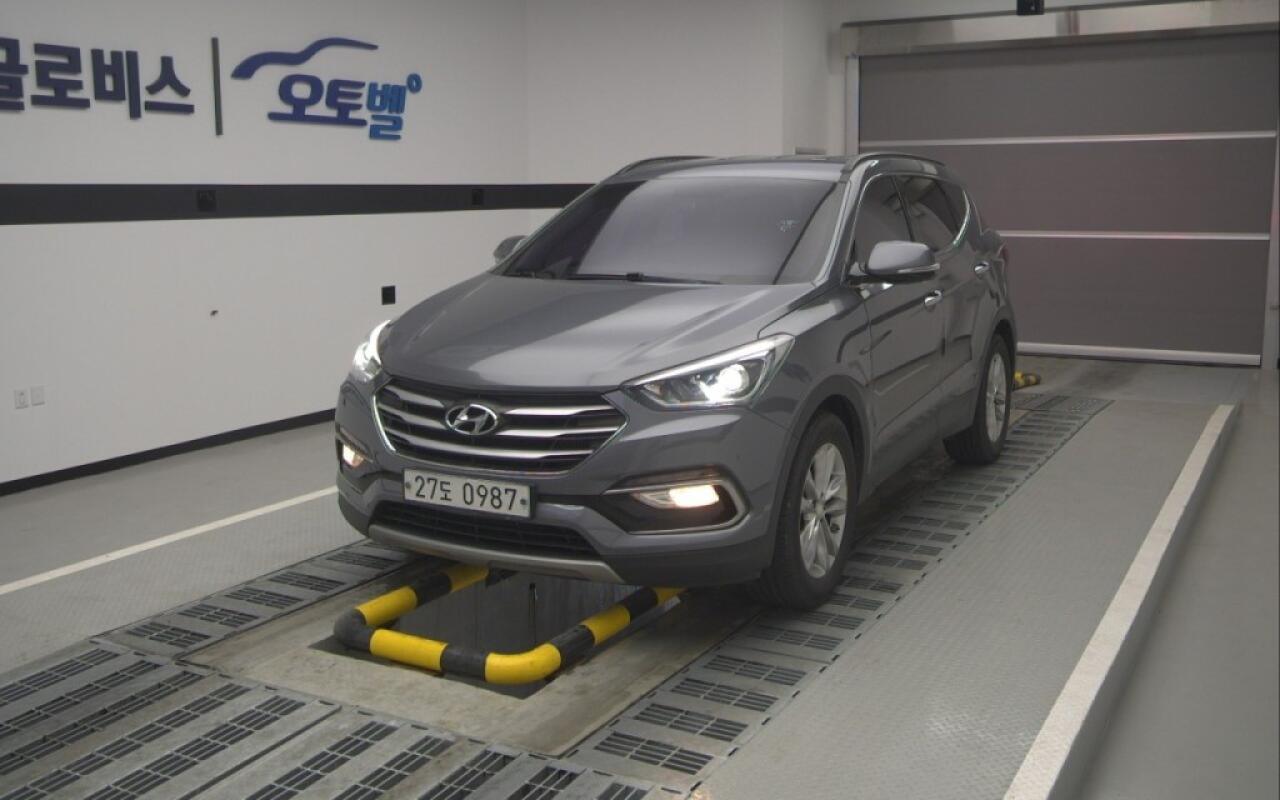 Hyundai SantaFe (2015)