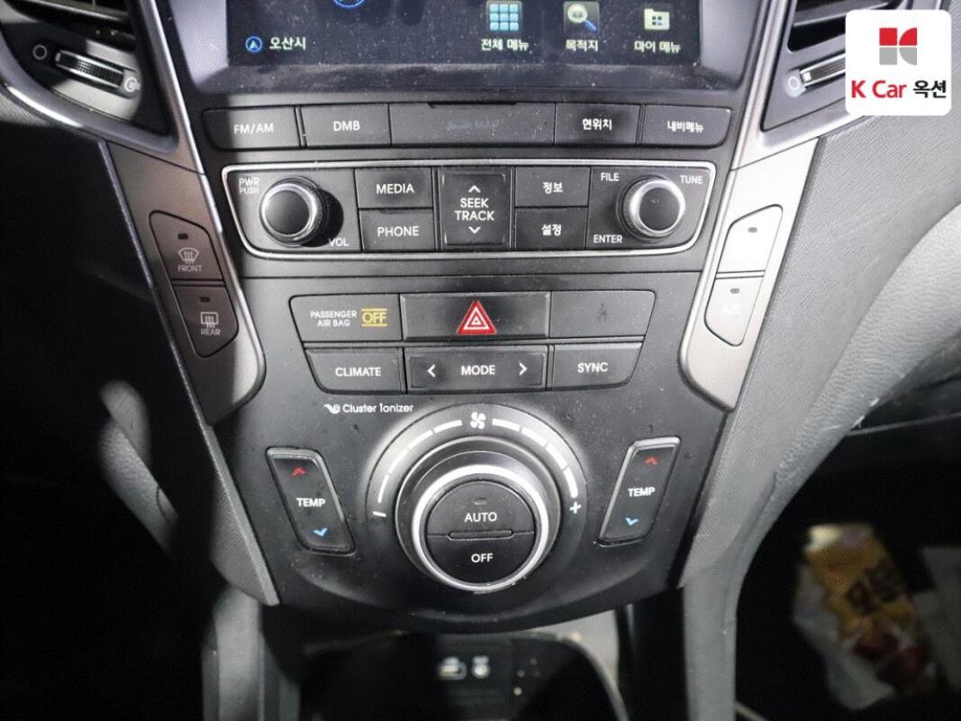 Hyundai SantaFe (2015)
