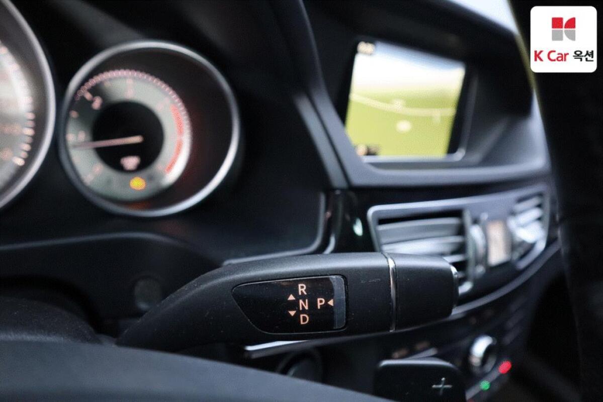 Mercedes E250 (2015)