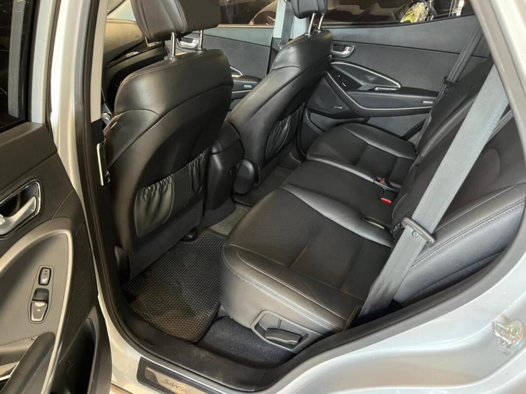 Hyundai SantaFe (2013)
