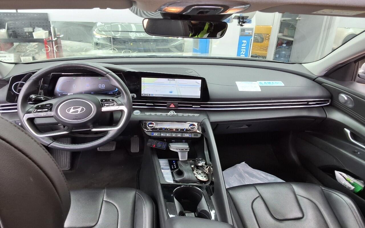 Hyundai Avante (2024)