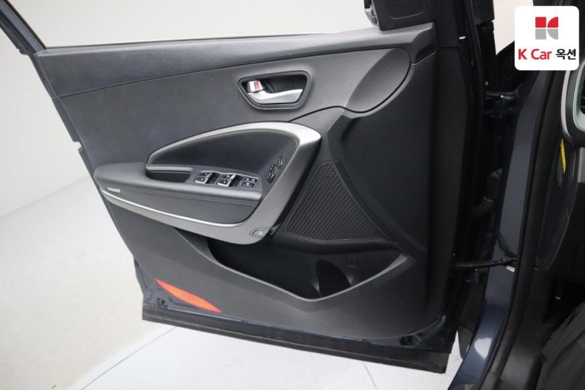 Hyundai SantaFe (2017)