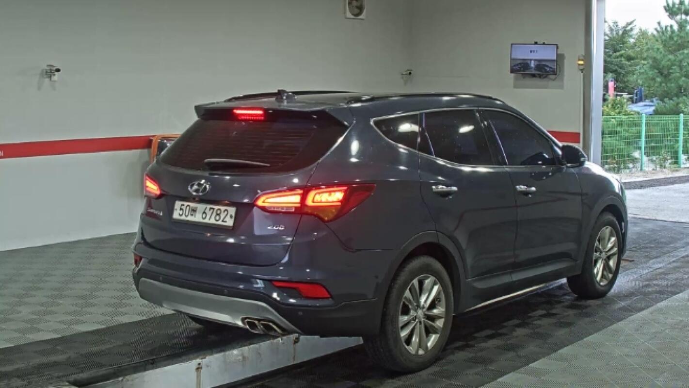 Hyundai SantaFe (2017)