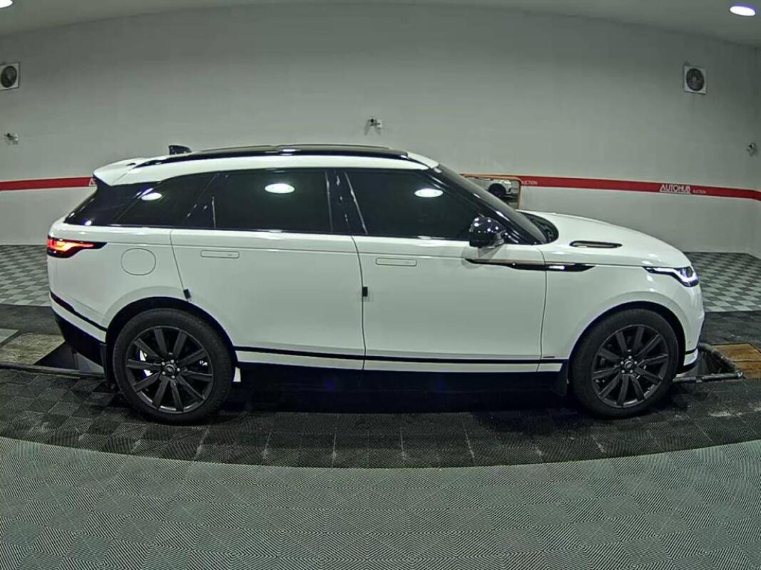 Land Rover Range Rover Velar (2020)