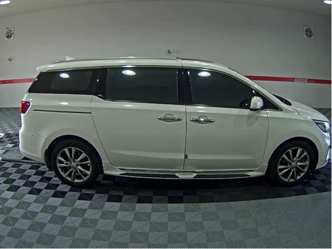 Kia Carnival (2019)