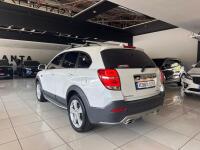 Chevrolet	Captiva (2015)