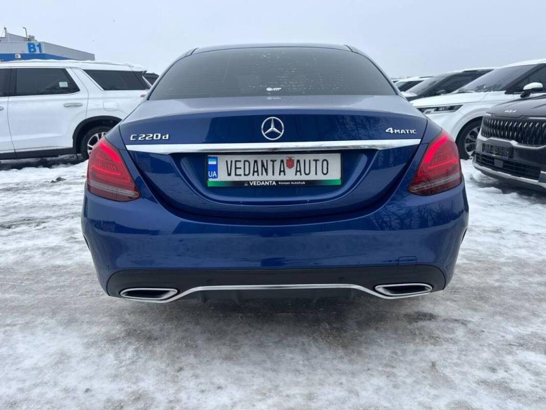 Mercedes C220 (2018)