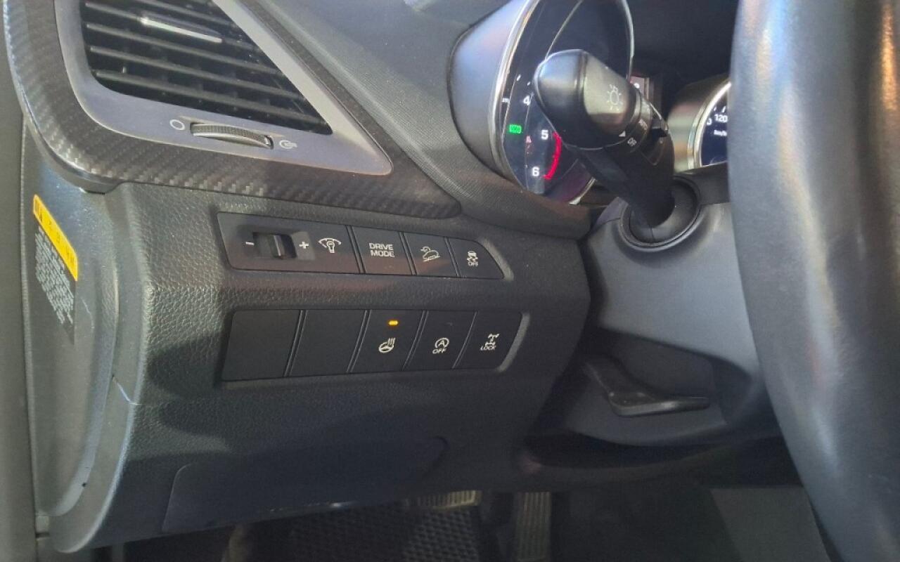 Hyundai SantaFe (2016)