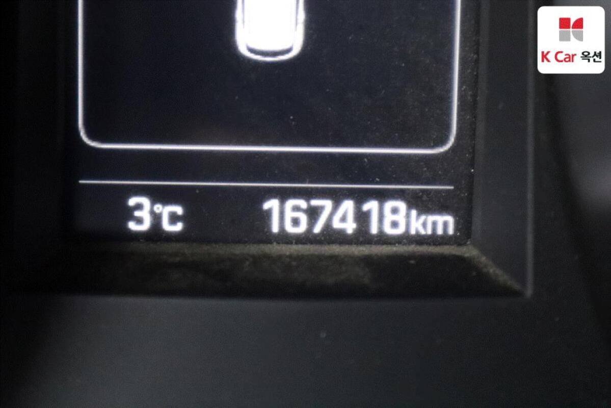 Hyundai SantaFe (2017)