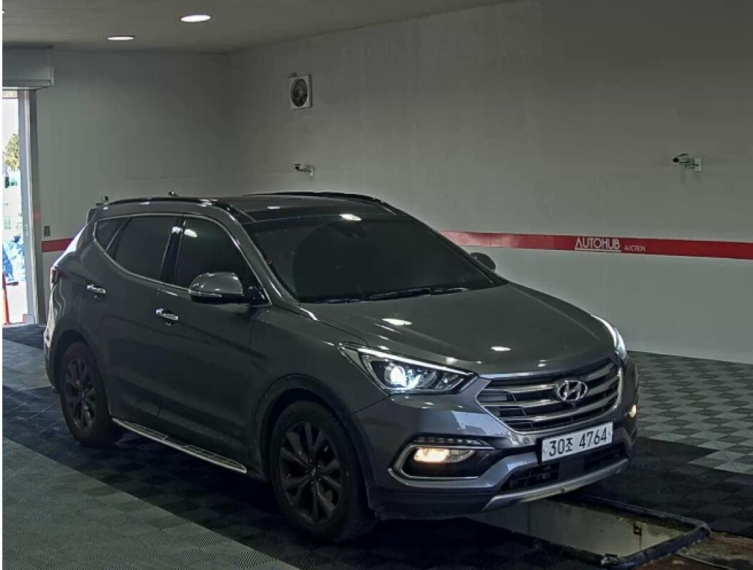 Hyundai SantaFe (2016)