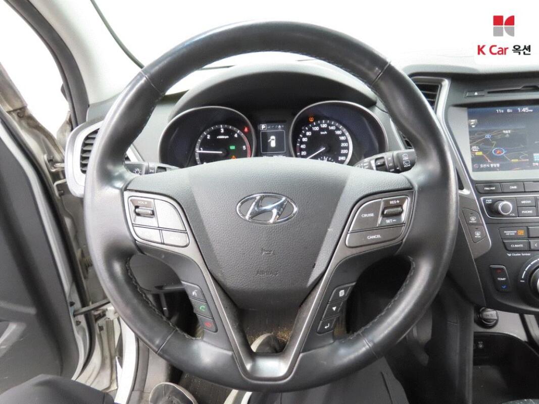 Hyundai SantaFe (2017)