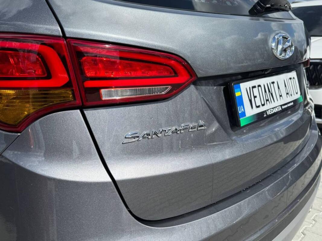 Hyundai SantaFe (2015)