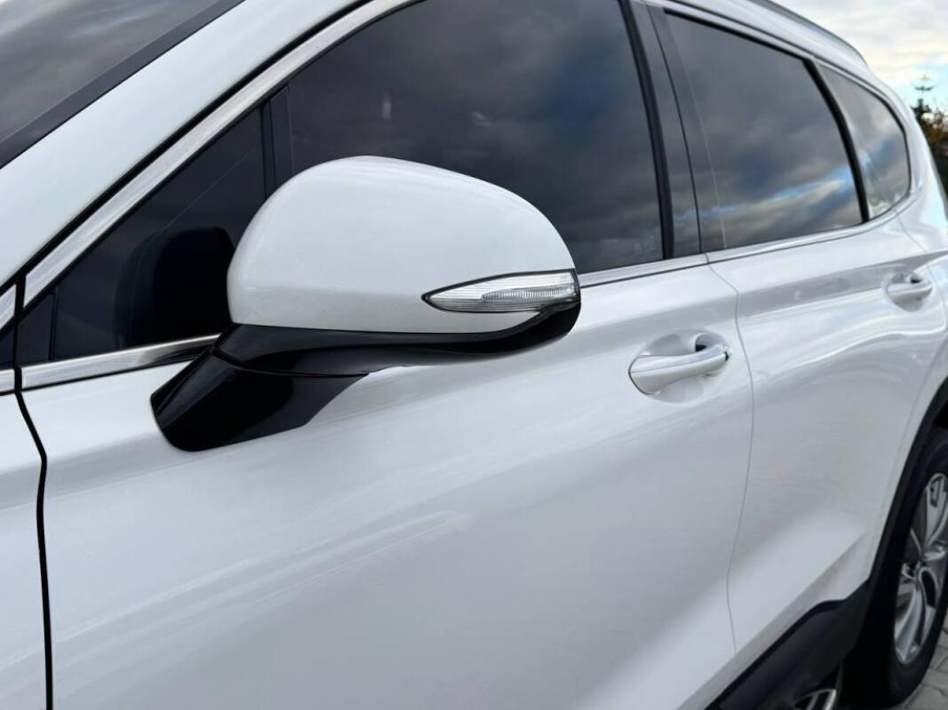 Hyundai SantaFe (2019)