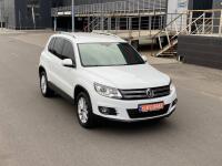 Volkswagen Tiguan (2015)