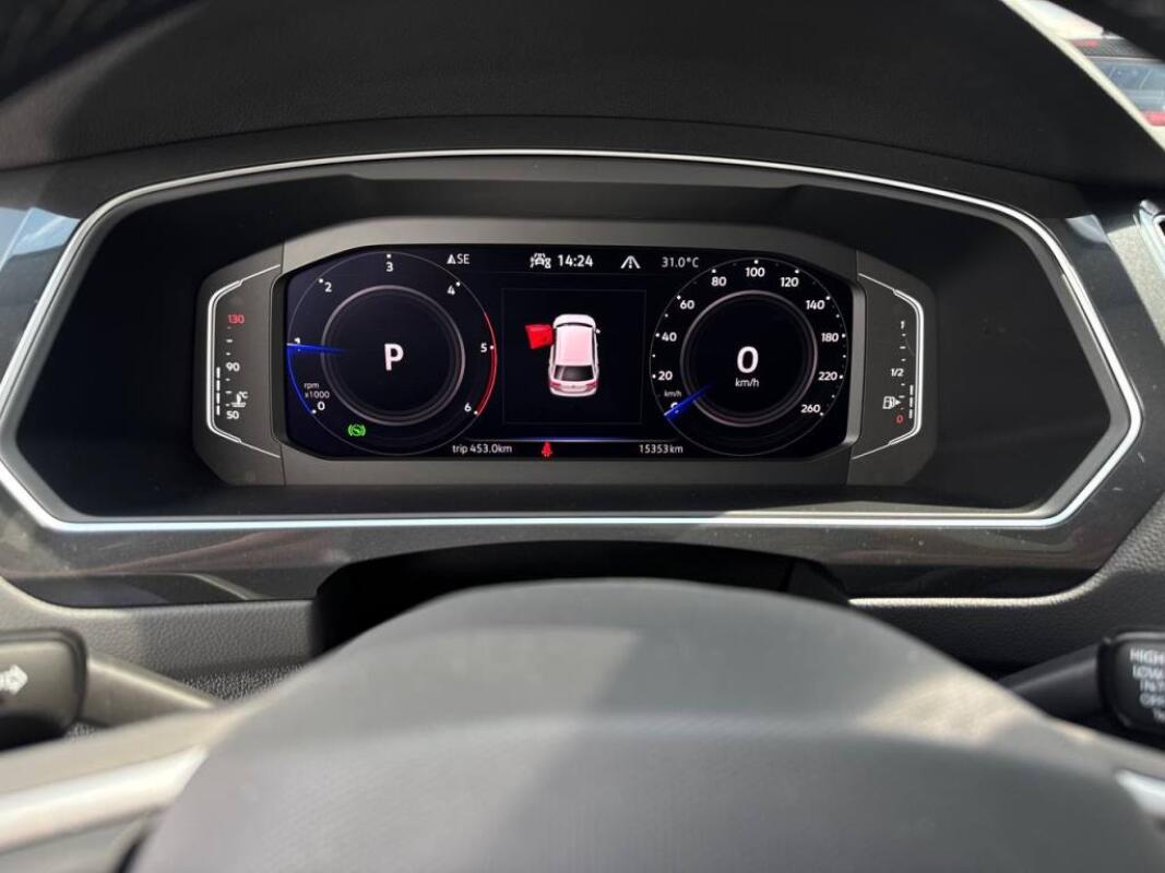 Volkswagen Tiguan (2022)