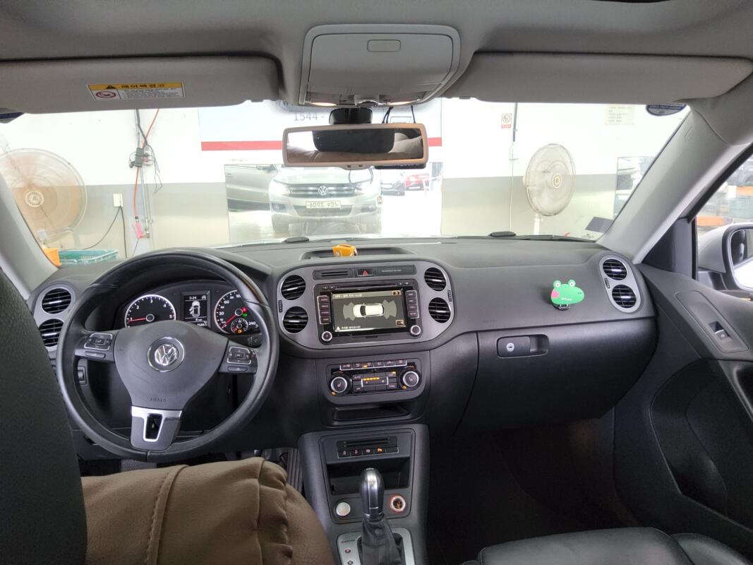 Volkswagen Tiguan (2014)