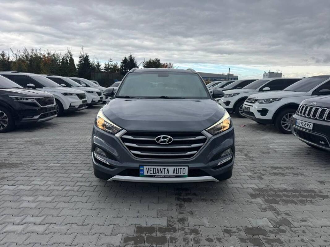 Hyundai Tucson (2016) Hyundai Tucson (2016)