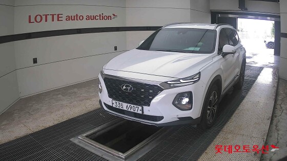 Hyundai Santa Fe (2019)