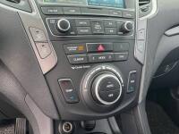 Hyundai SantaFe (2016)