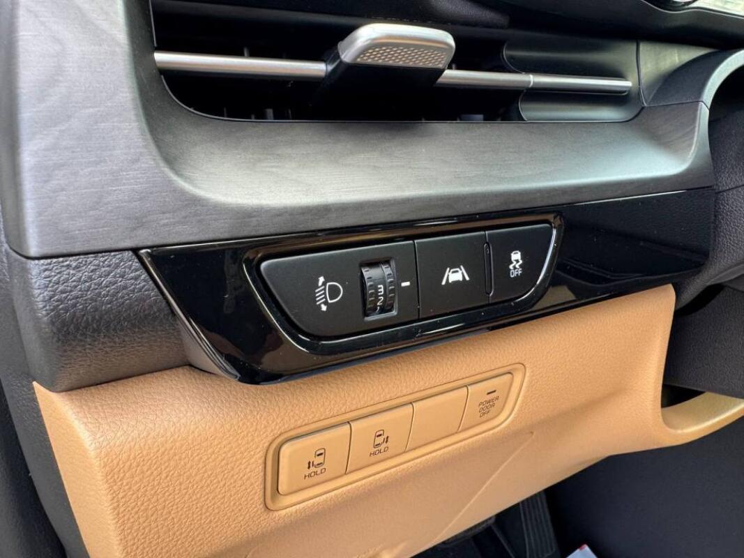 Kia Carnival (2021)