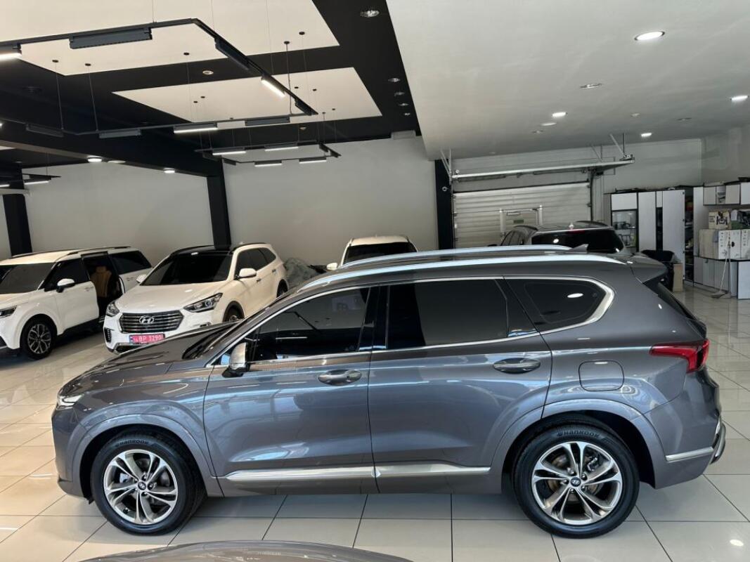 Hyundai SantaFe (2018)