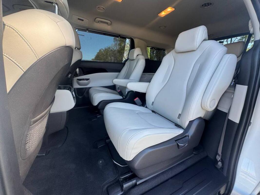 Kia Carnival (2023)