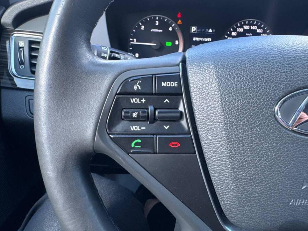 Hyundai Sonata (2015)