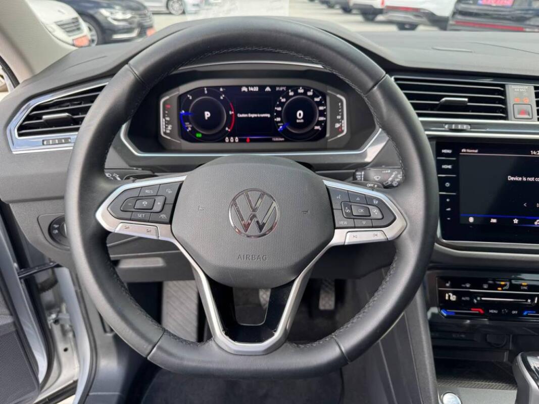 Volkswagen Tiguan (2022)