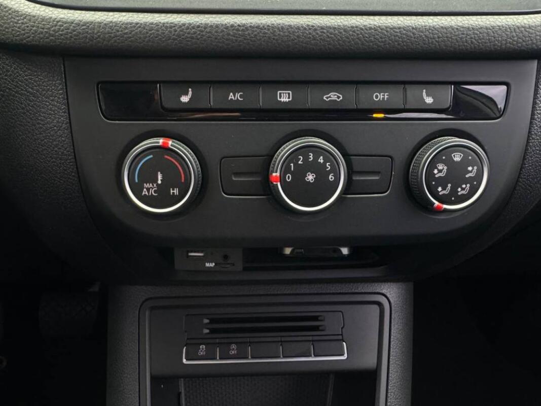 Volkswagen Tiguan (2015)