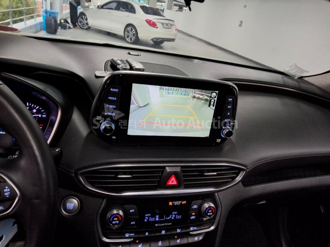 Hyundai SantaFe (2018)