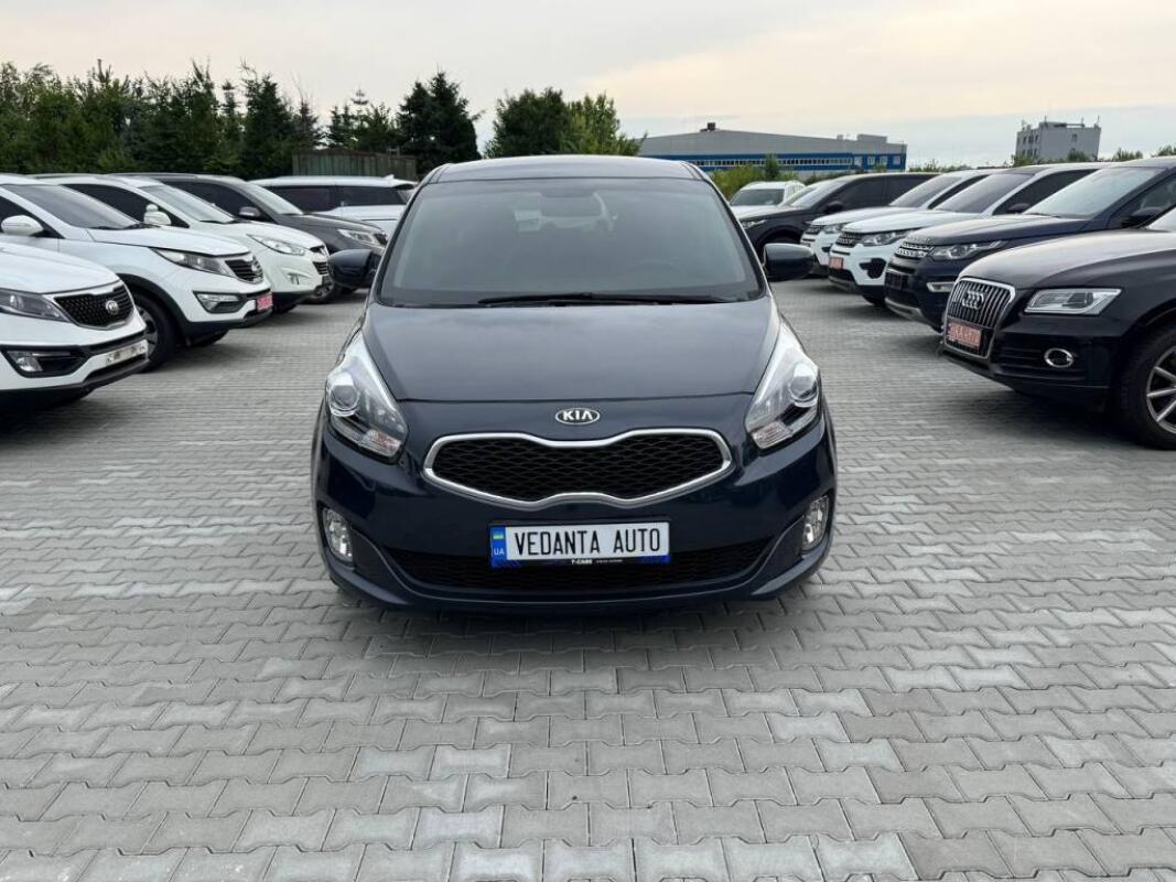 Kia Carens (2013)
