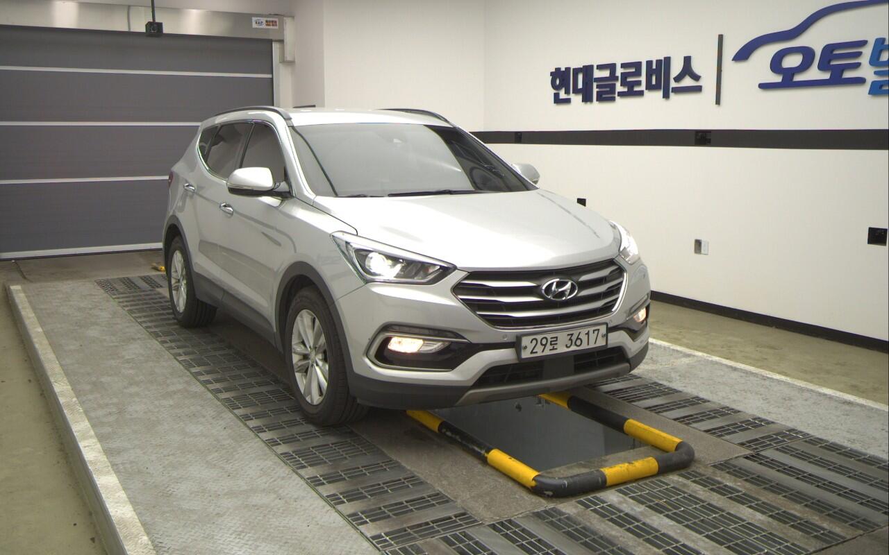 Hyundai Santa Fe (2017)