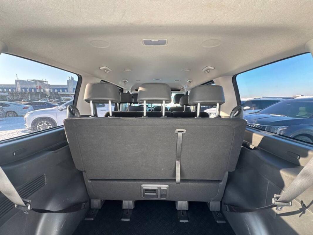 Hyundai Staria (2024)