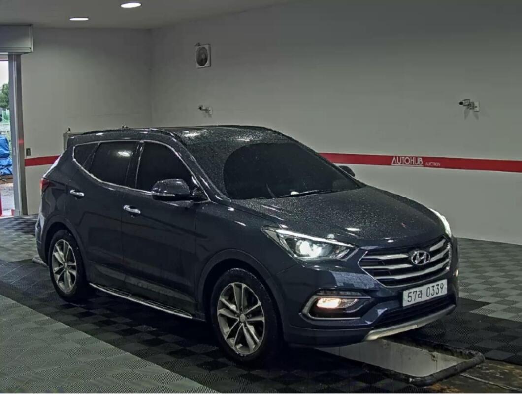 Hyundai SantaFe (2016)
