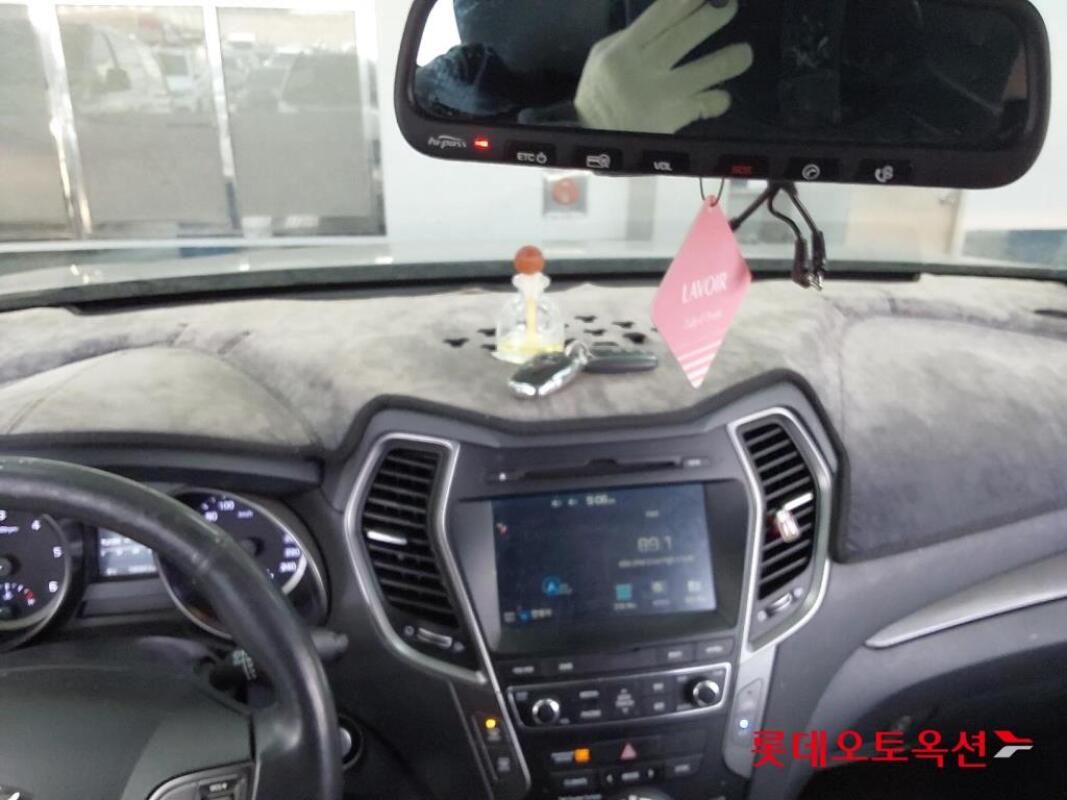 Hyundai SantaFe (2016)